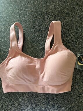 Truekind shapermint Pink Daily  comfort, Wireless shaping  Bra Sz small NWT